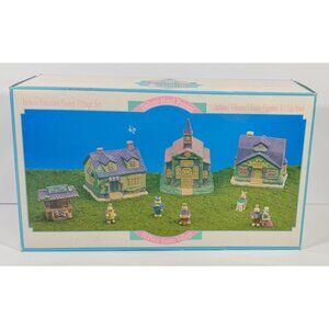 Hopalong Hollow Hand-Painted Porcelain Easter Village 10 Piece Set Vintage 1992